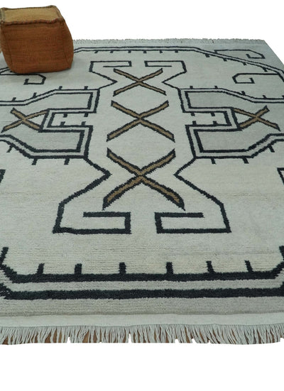 Hand Knotted 8x10 Ivory and Charcoal Wool Traditional Tribal Art Antique South Western Rug | TRDCP1292810 - The Rug Decor