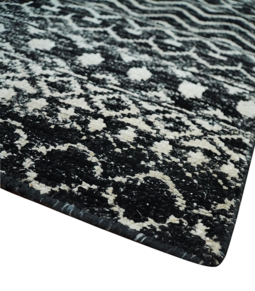 Hand Knotted Black and Ivory Modern Contemporary Tribal Trellis Recycled Silk Area Rug - The Rug Decor