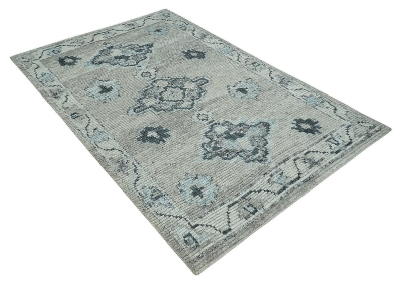 Hand Knotted Silver and Charcoal Traditional with Blended Wool 6x9, 8x10 and 9x12 | UL25 - The Rug Decor