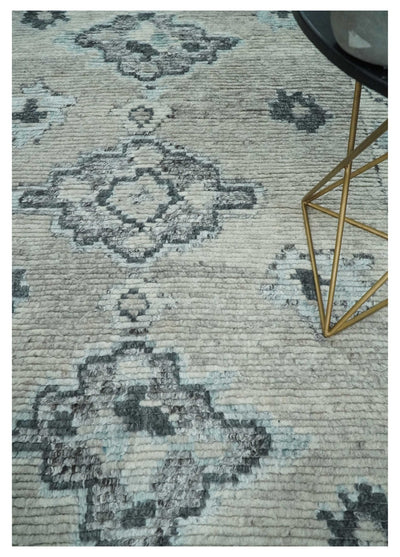 Hand Knotted Silver and Charcoal Traditional with Blended Wool 6x9, 8x10 and 9x12 | UL25 - The Rug Decor