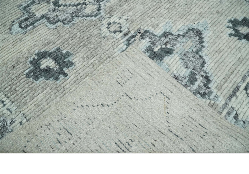 Hand Knotted Silver and Charcoal Traditional with Blended Wool 6x9, 8x10 and 9x12 | UL25 - The Rug Decor