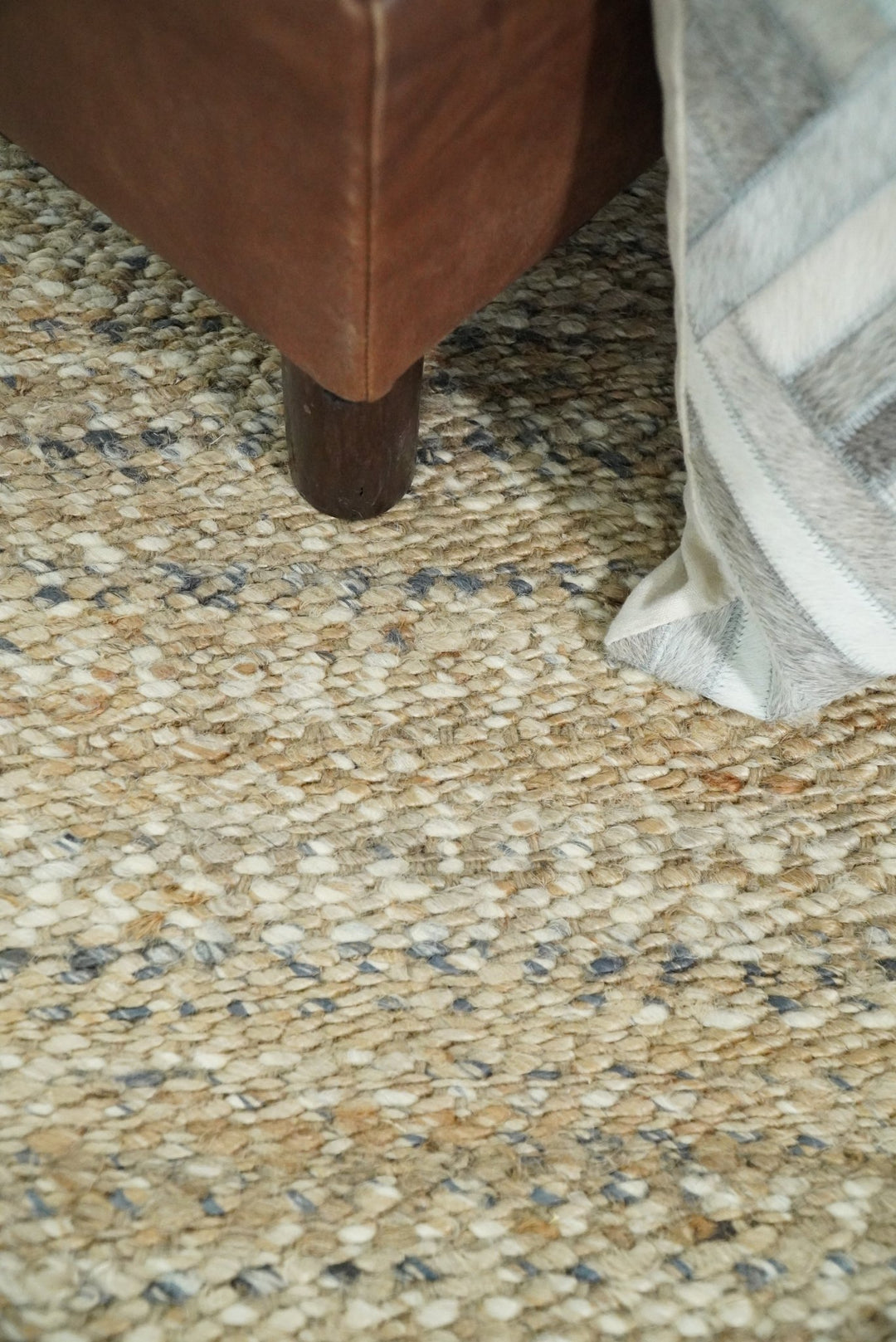 Hand Woven 100% Natural Fiber Brown Natural Jute and Wool Rug | JR10 - The Rug Decor