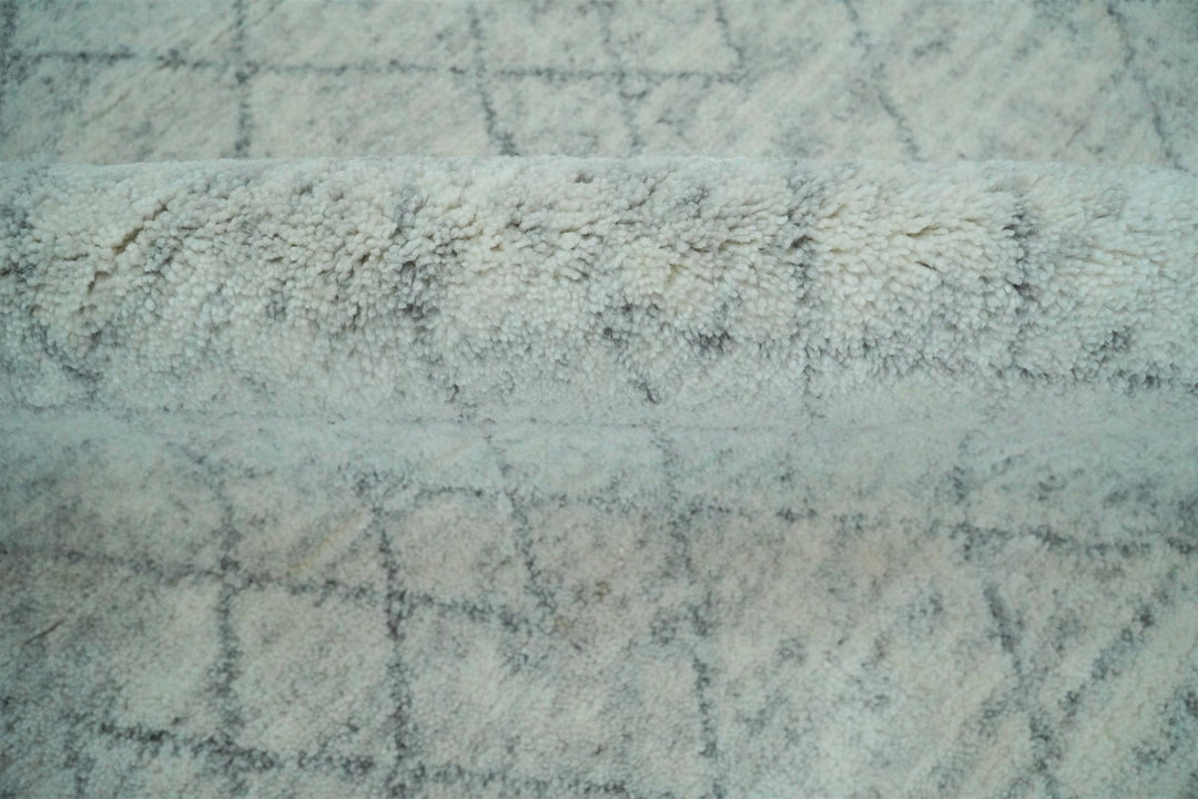 Hand Woven Silver and Gray 9x12 Trellis Moroccan Rug Made with Fine Wool | TRDCP100912 - The Rug Decor