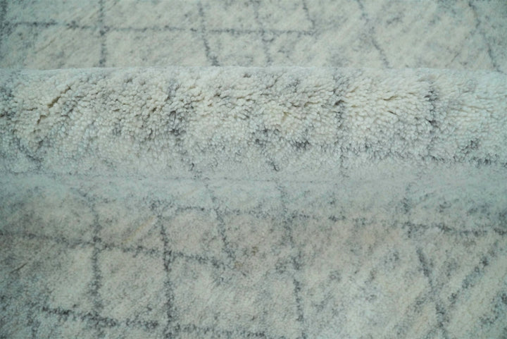 Hand Woven Silver and Gray 9x12 Trellis Moroccan Rug Made with Fine Wool | TRDCP100912 - The Rug Decor