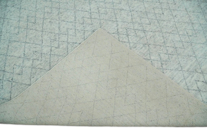 Hand Woven Silver and Gray 9x12 Trellis Moroccan Rug Made with Fine Wool | TRDCP100912 - The Rug Decor