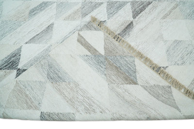 Ivory and Gray Boho Kilim Rug made with Fine Wool Blend | SE5 - The Rug Decor