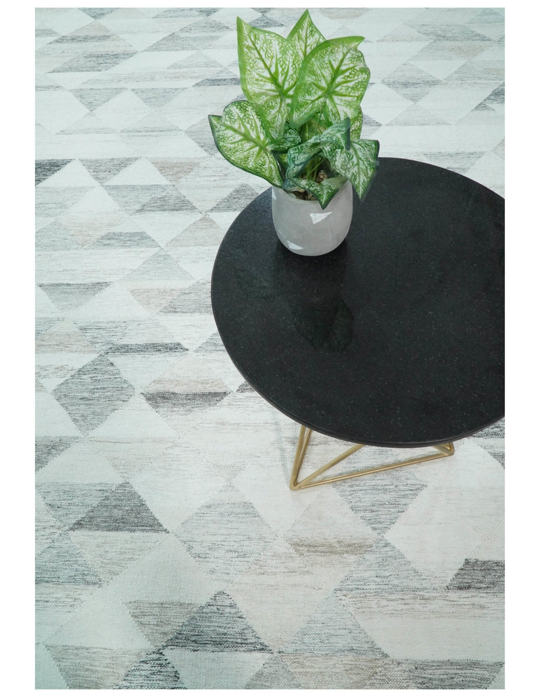 Ivory and Gray Boho Kilim Rug made with Fine Wool Blend | SE5 - The Rug Decor