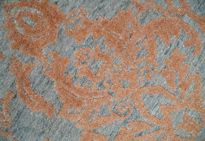 Modern 8x10 Silver and Rust Traditional Carved Pattern Handmade Wool Area Rug - The Rug Decor