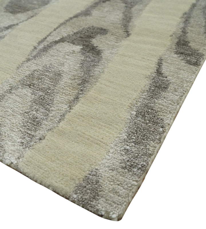 Modern Abstract 2x3 Beige and Gray Hand Knotted Entryway Wool and Silk Area Rug | TRD3367123 - The Rug Decor