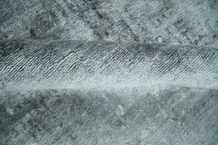 Modern Abstract 5.9x8.5 Silver, Beige and Charcoal Hand Knotted bamboo Silk Area Rug - The Rug Decor