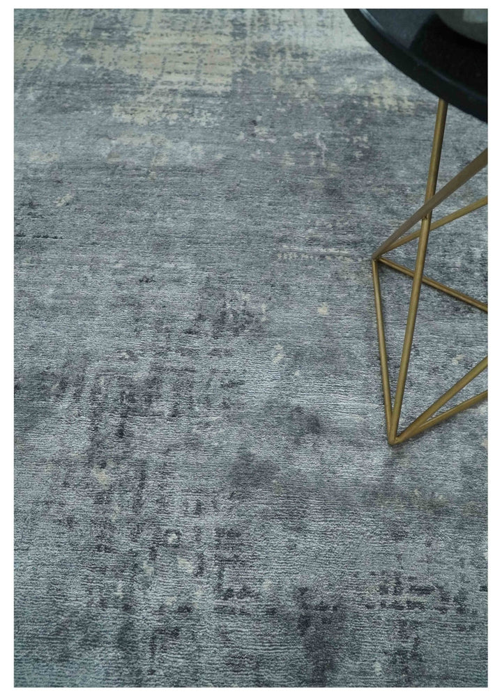 Modern Abstract 5.9x8.5 Silver, Beige and Charcoal Hand Knotted bamboo Silk Area Rug - The Rug Decor