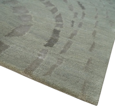 Modern Abstract 5x7 Olive and Gray Hand Knotted Wool and Silk Area Rug - The Rug Decor