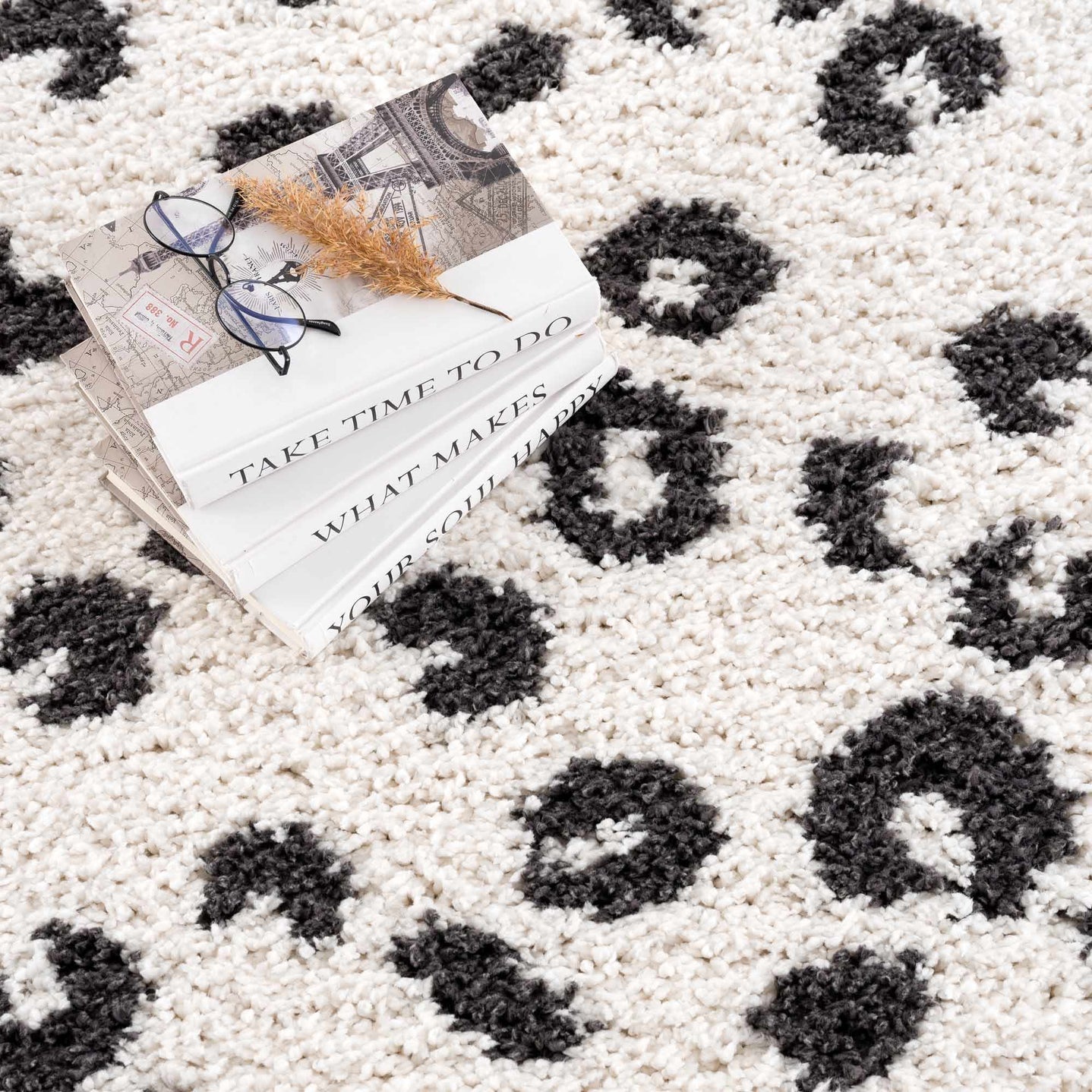 Modern Contemporary Antelope Ivory and Black Plush pile Area Rug - The Rug Decor