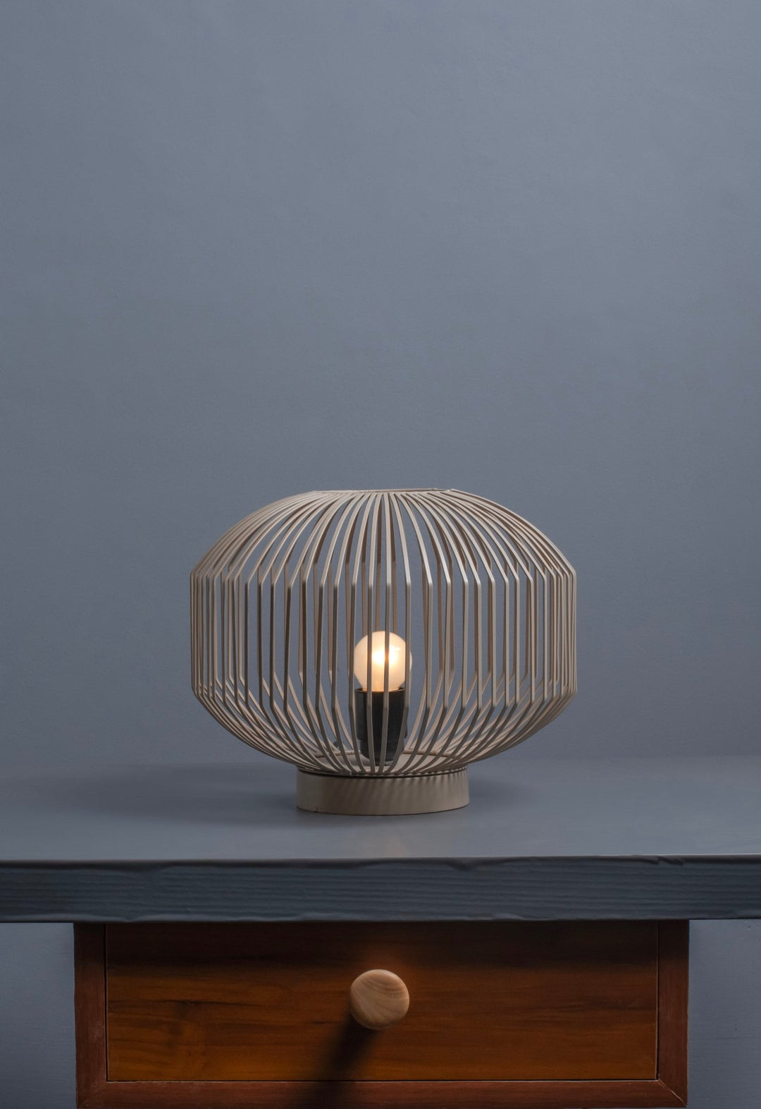 Modern Contemporary Wire Caged Table Lamp - The Rug Decor