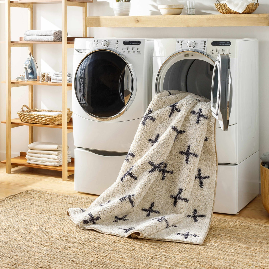 Modern Geometric Design Beige and Charcoal Machine Woven Machine Washable Rug - The Rug Decor