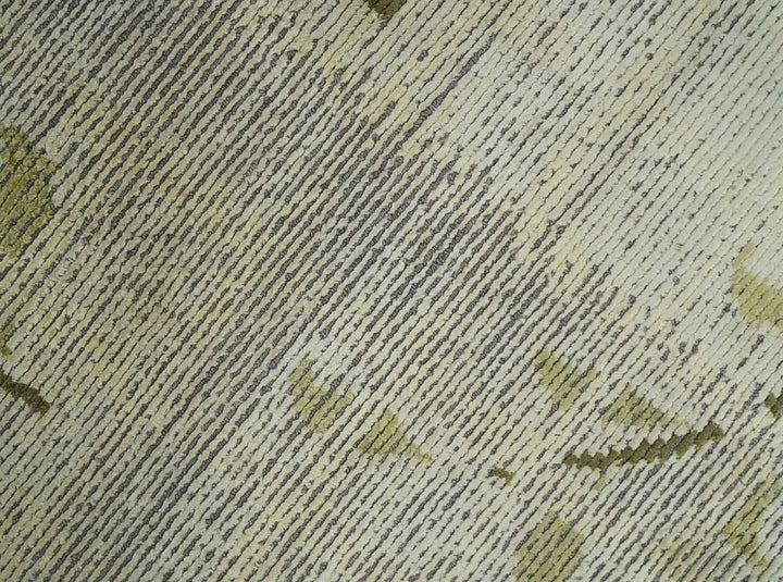 Modern Geometrical 4.6x6.6 Olive, Ivory and Charcoal Floral Hand Knotted Wool and Silk Area Rug - The Rug Decor