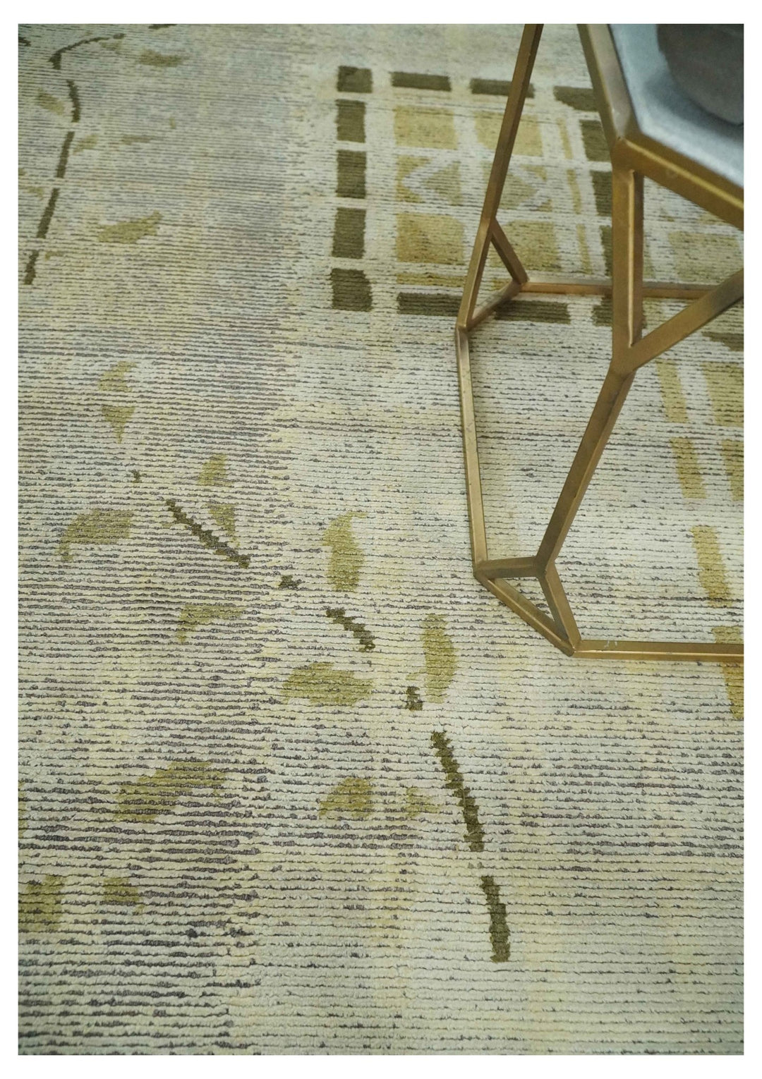Modern Geometrical 4.6x6.6 Olive, Ivory and Charcoal Floral Hand Knotted Wool and Silk Area Rug - The Rug Decor