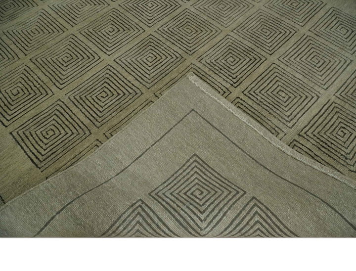 Modern Geometrical Olive and Charcoal Hand loom 5x7 Wool and Art Silk Area Rug - The Rug Decor