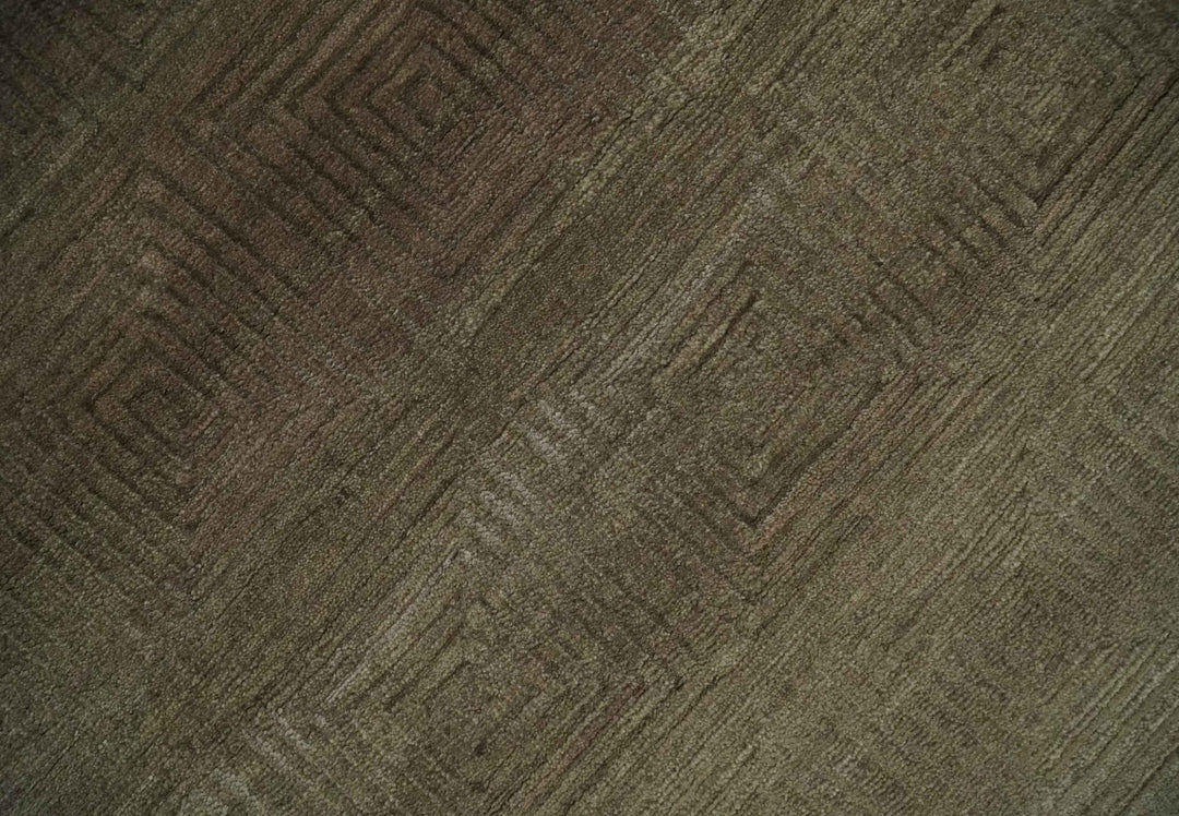 Modern Solid Olive Geometrical Pattern Contemporary Handloom 5x7 wool and Art silk Area Rug - The Rug Decor