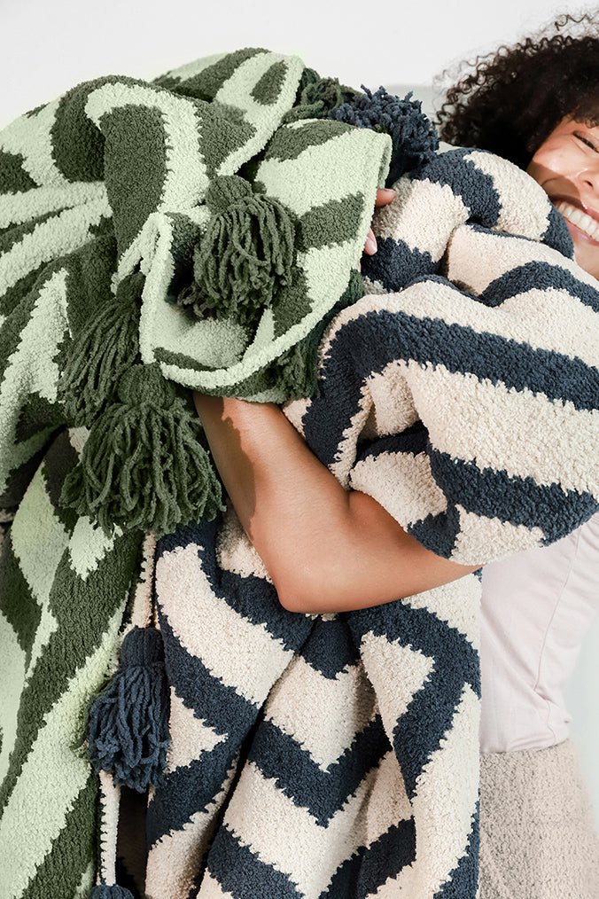 Modern Stripes Pattern Maze Pom Pom Soft and Cozy Throw Blanket - The Rug Decor