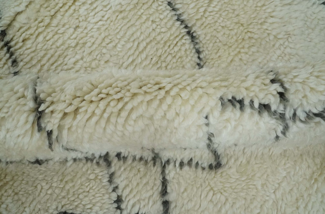 Plush Thick Beni Ourain 8x10.5 Ivory and Charcoal Geometrical design Moroccan Rug Made with fine Wool - The Rug Decor