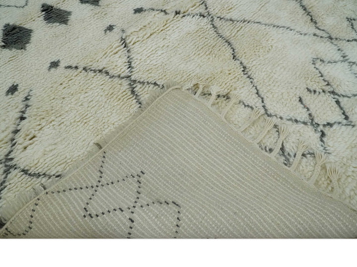 Plush Thick Beni Ourain 8x10.5 Ivory and Charcoal Geometrical design Moroccan Rug Made with fine Wool - The Rug Decor