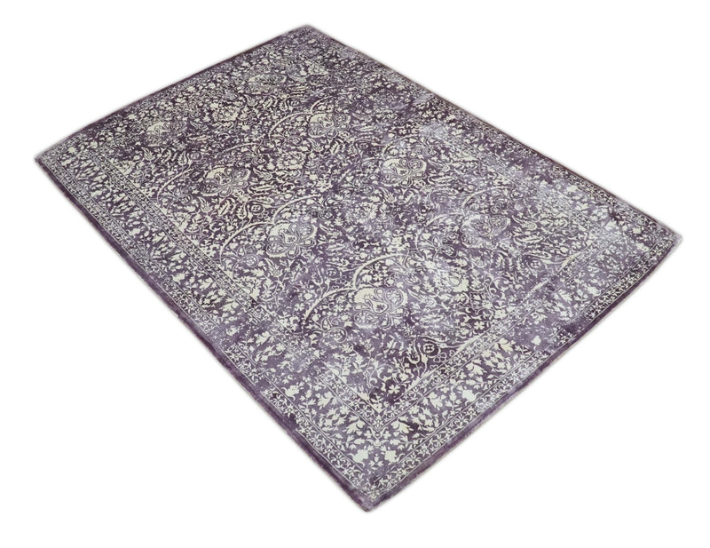 Premium Style Floral Ivory and Dark Purple 5.6x8 Handloom Wool and Viscose Area Rug - The Rug Decor