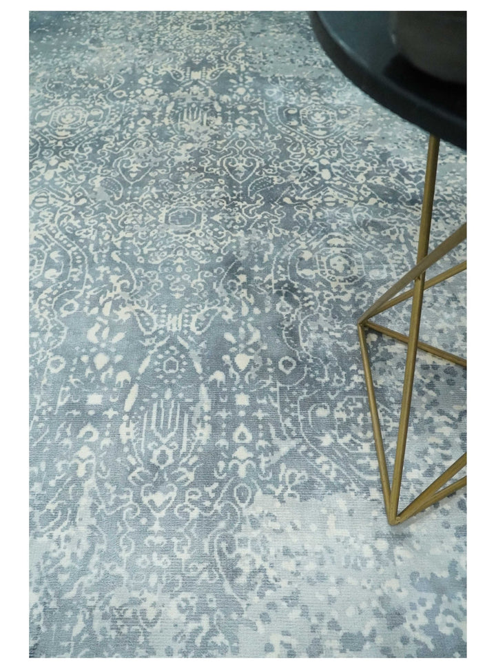 Premium Style Silver and Gray Traditional Medallion 5x8 Hand loom Viscose Area Rug - The Rug Decor