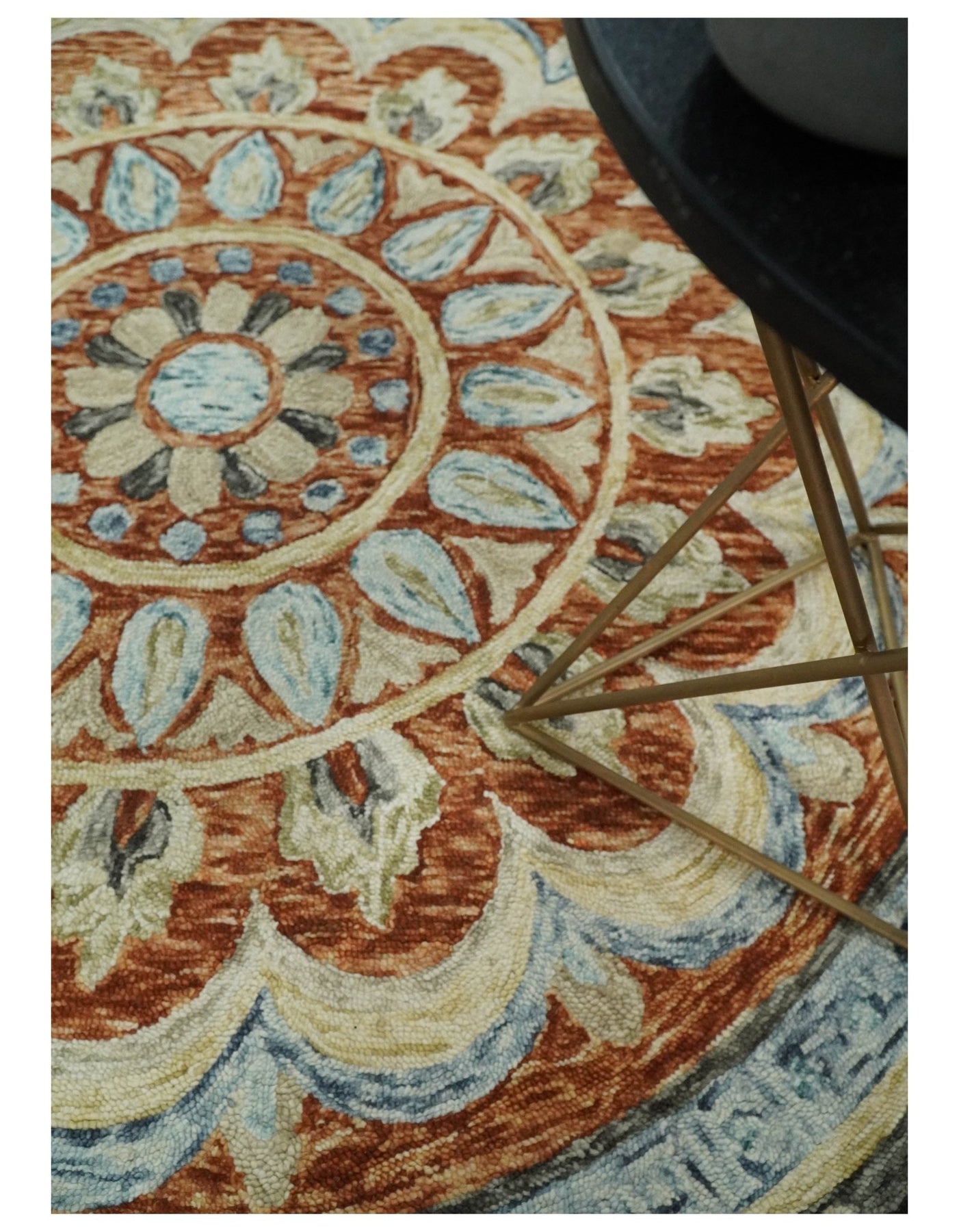 https://therugdecor.com/cdn/shop/products/round-7x7-feet-ivory-and-rust-hand-tufted-floral-farmhouse-wool-area-rug-trdma6-586400_1800x1800.jpg?v=1639858597