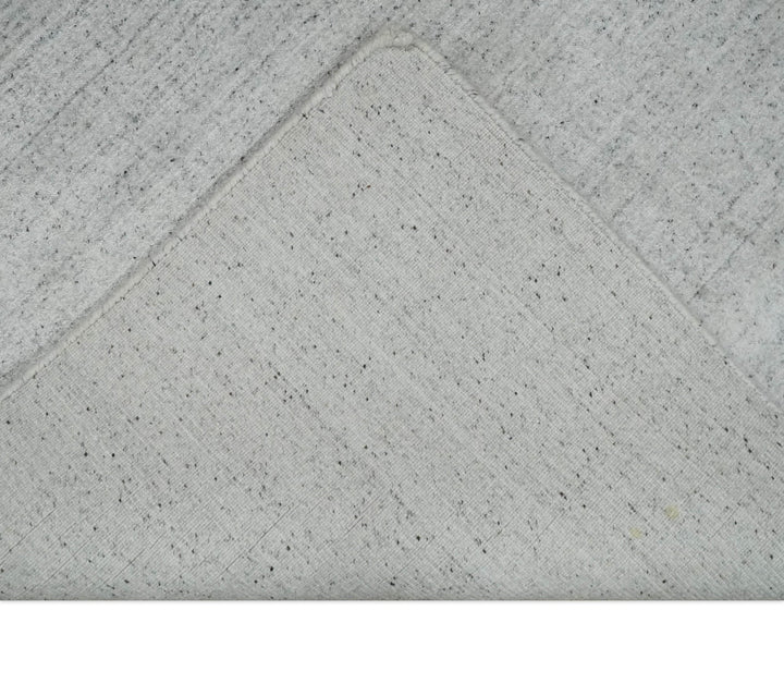 Shaded Solid Silver and White Scandinavian 5x7 Blended Wool Flatwoven Area Rug | HL25 - The Rug Decor