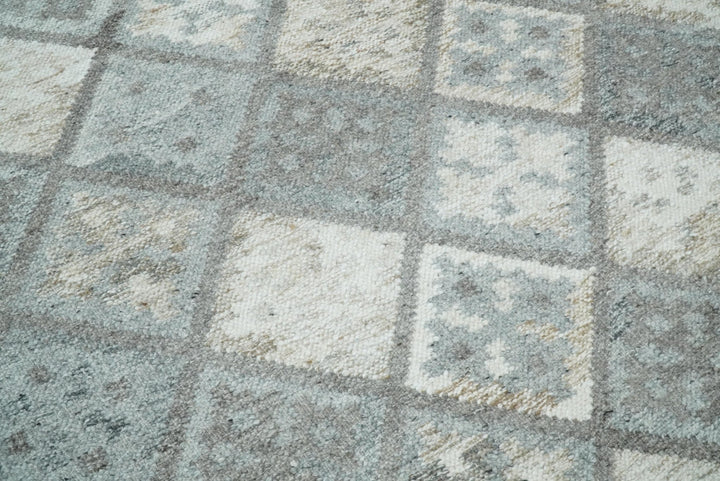 Silver and Brown Kilim Rug made with Fine wool and Viscose | SE3 - The Rug Decor