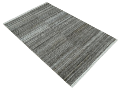 Silver and Charcoal Modern Abstract 5x8 Dari Pet yarn Area Rug - The Rug Decor