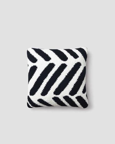 Soft And Comfy Black and White Chevron Tulum Throw Pillow - The Rug Decor