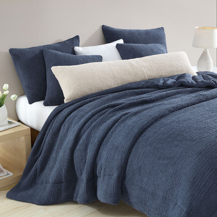 Soft And Modern Solid Colors Snug Throw Pillow - The Rug Decor