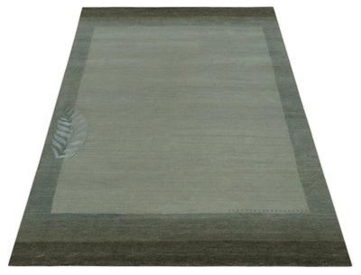 Solid Plain Ivory and Charcoal 5.6x8 wool and Art Silk Area Rug - The Rug Decor