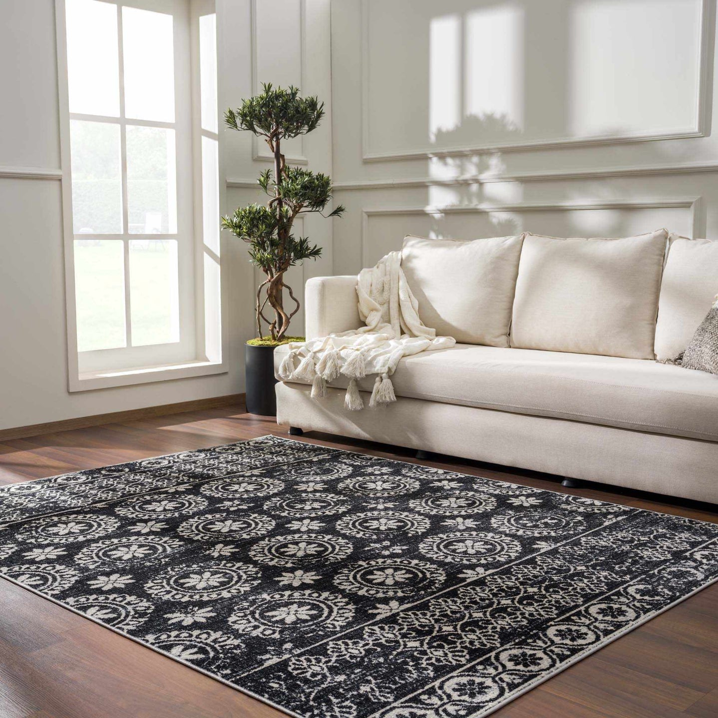 Traditional Charcoal and Ivory Low Pile Washable Area Rug - The Rug Decor