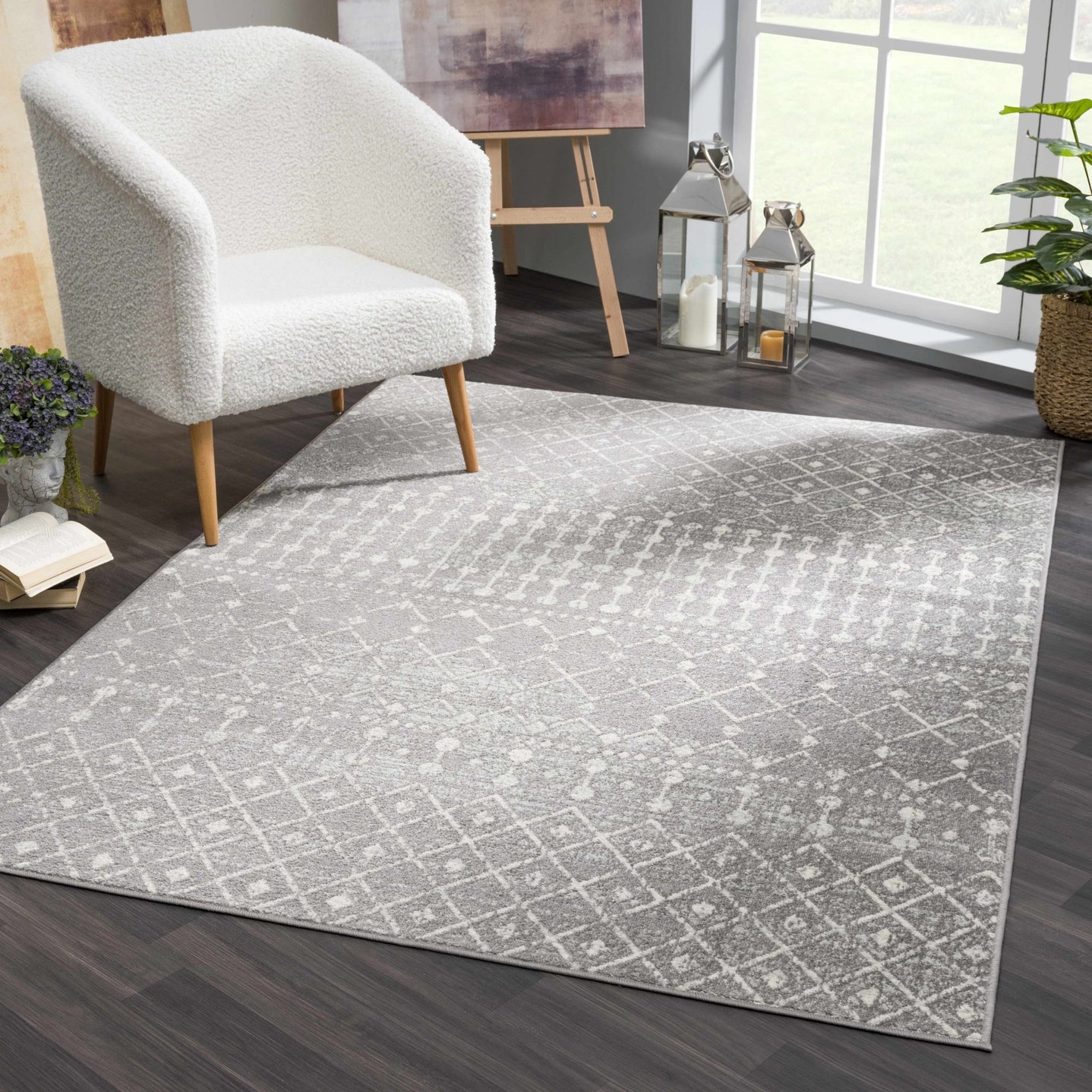 Traditional Gray and Beige low pile Tribal Trellis indoor Area Rug - The Rug Decor