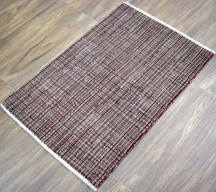 Traditional Handmade Wool & Viscose 2' by 3' Area Rug | TRD140723 - The Rug Decor