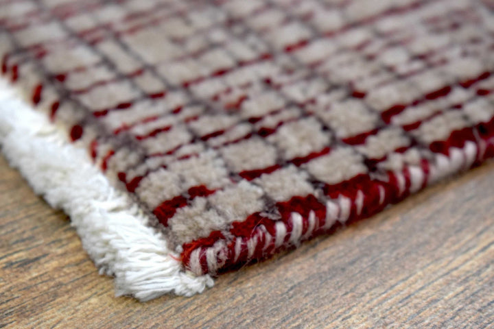 Traditional Handmade Wool & Viscose 2' by 3' Area Rug | TRD140723 - The Rug Decor