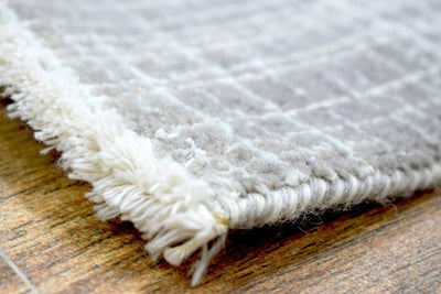 Traditional Handmade Wool & Viscose 5' x 8' Area Rug | TRD136658 - The Rug Decor