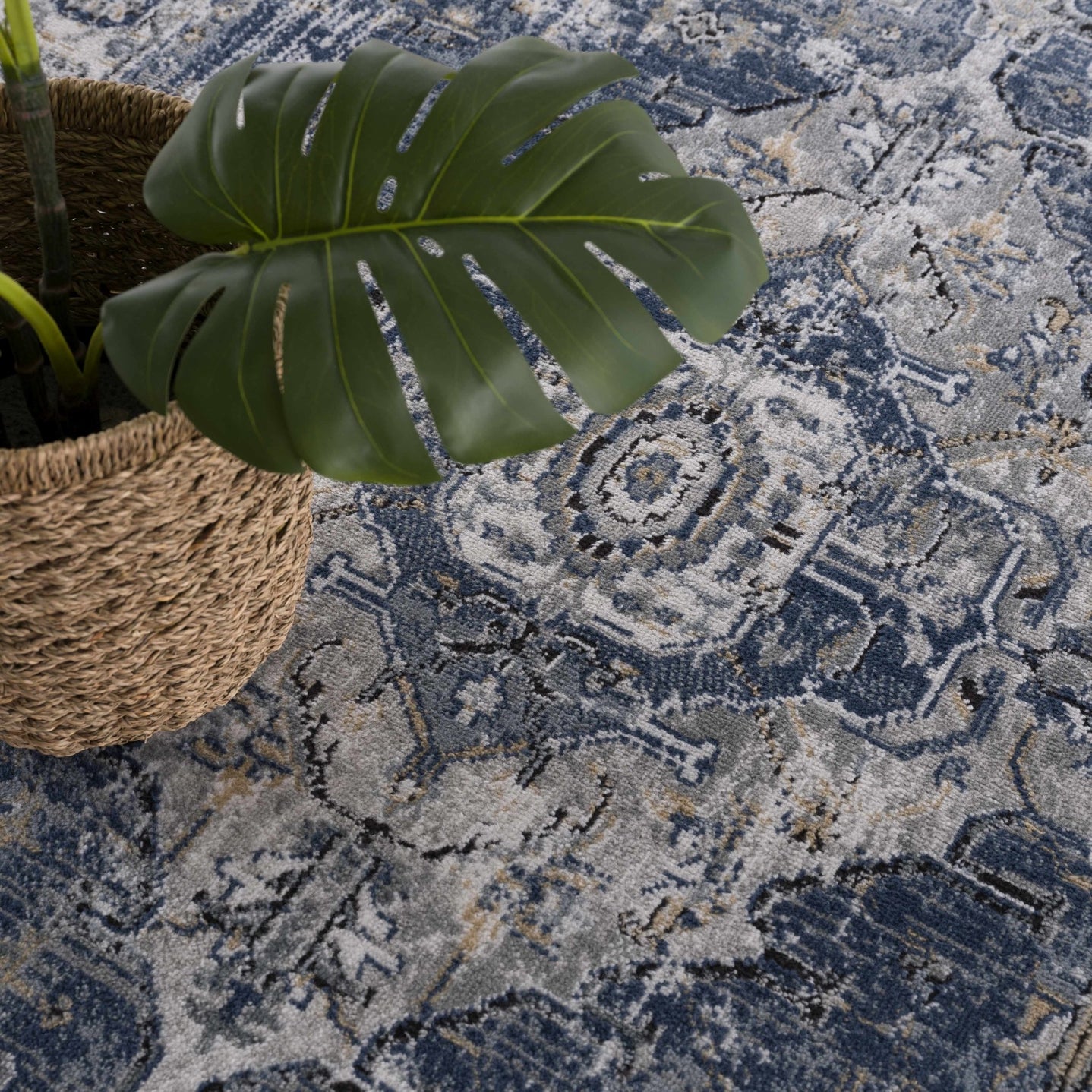 Traditional Heriz Medallion Design Blue, Ivory and Gray Medium Pile Area Rug - The Rug Decor