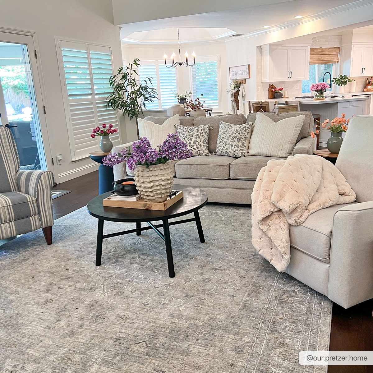 Traditional Medallion, Heriz Beige, Purple, white and Gray Medium pile Area rug - The Rug Decor