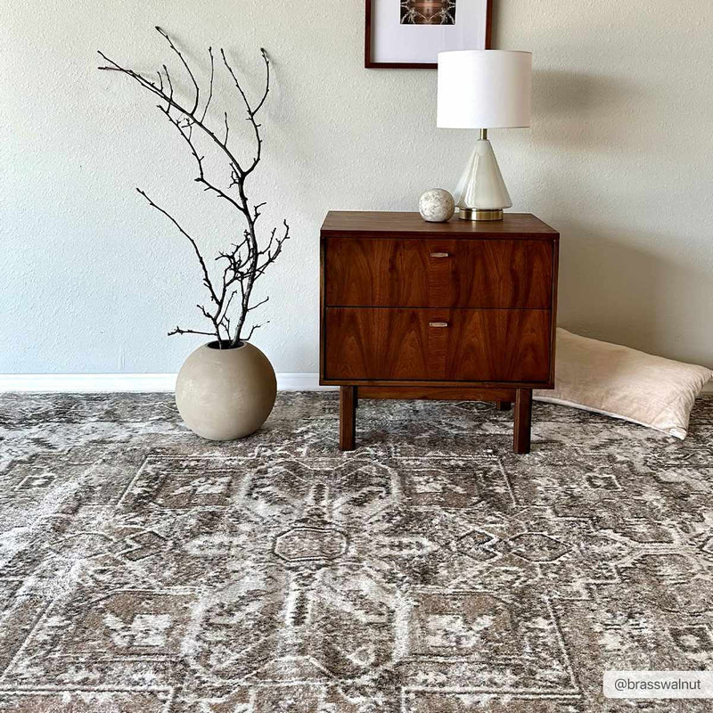 Transitional Ivory and Brown Machine Washable Rug - The Rug Decor