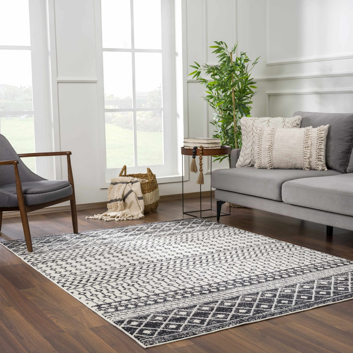 Tribal look Ivory and Charcoal Traditional Geometrical Design Rug - The Rug Decor